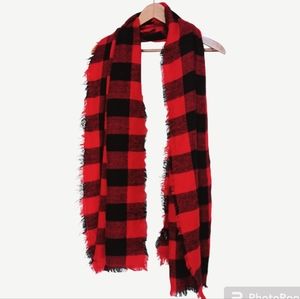 City Streets Scarf Wrap Women One Size Red Black Plaid Soft Fringe Winter